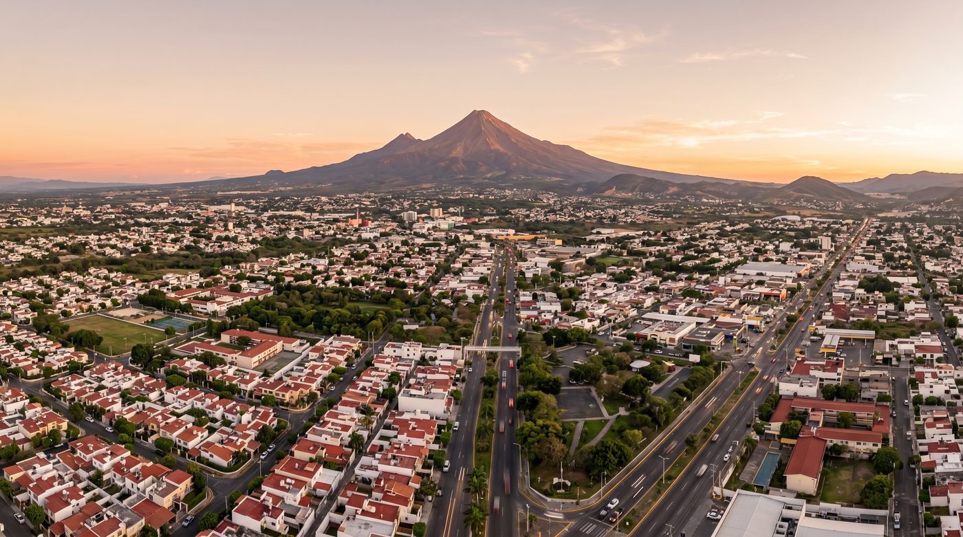 La zona conurbada Colima–Villa de Álvarez concentra servicios, comercio y crecimiento residencial: un punto de referencia para evaluar inversiones en el estado.